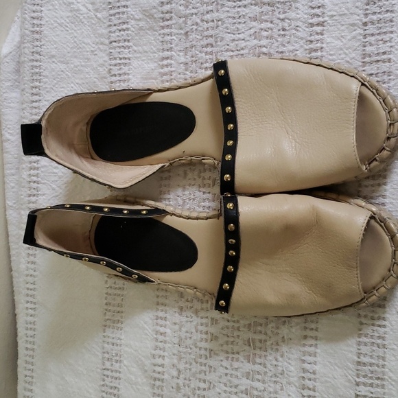 Banana Republic leather cream studded open side espadrille flat sandals … - Picture 4 of 9